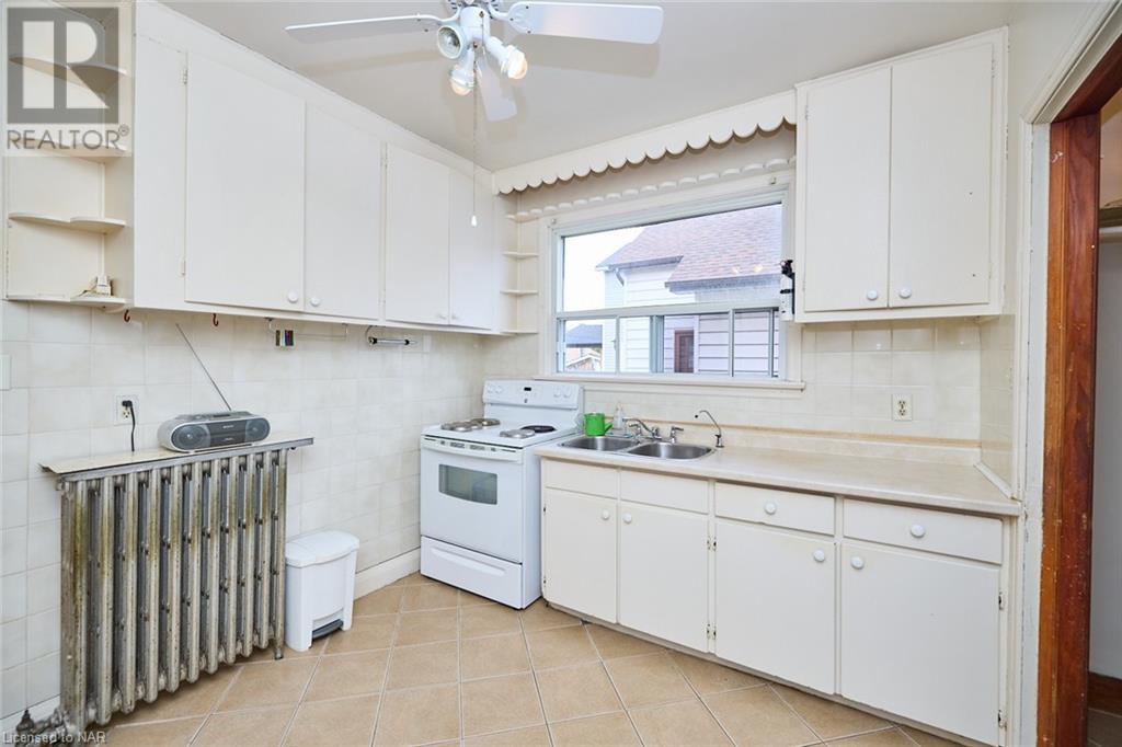 223 Niagara Street, St. Catharines, Ontario  L2M 4V3 - Photo 4 - 40525785