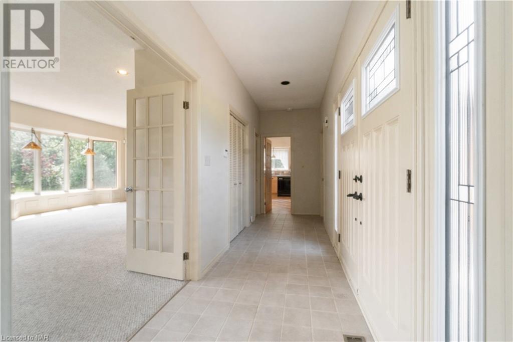 760 Kraft Road, Fort Erie, Ontario  L2A 4M9 - Photo 4 - 40525226