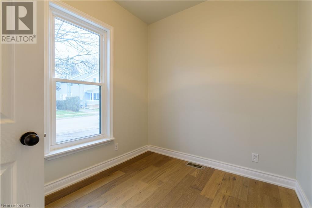 23 Rodman Street, St. Catharines, Ontario  L2R 5C9 - Photo 13 - 40523110
