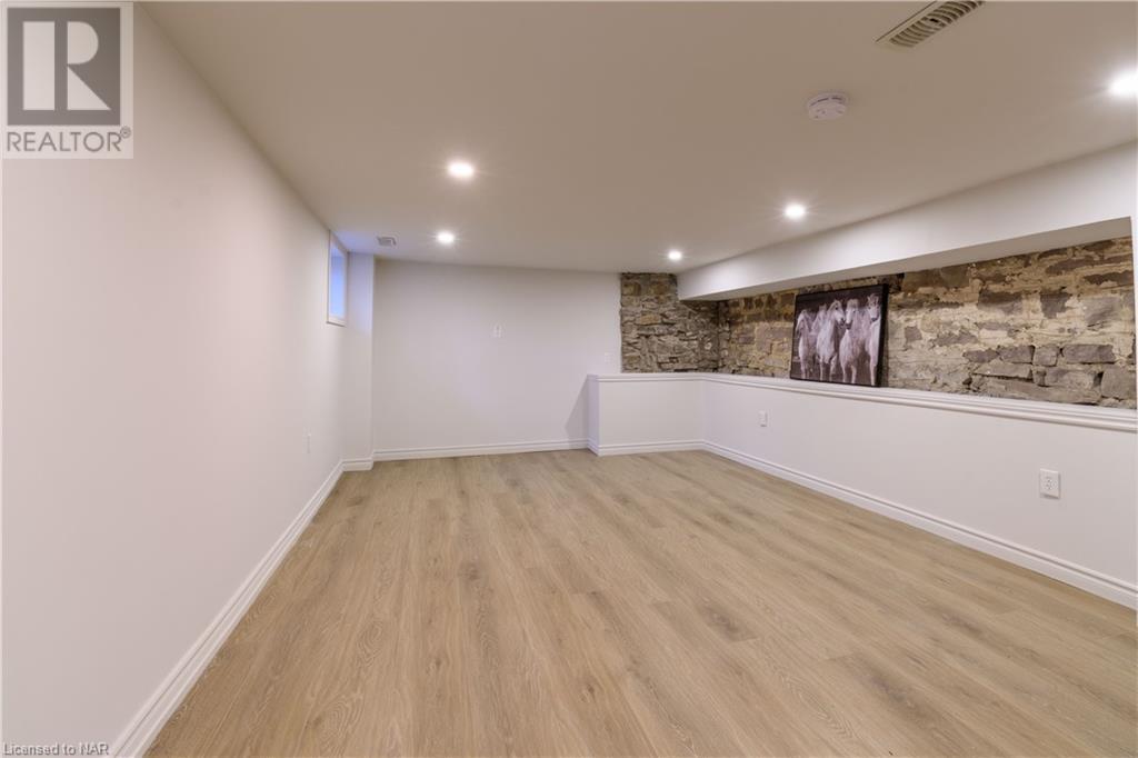 23 Rodman Street, St. Catharines, Ontario  L2R 5C9 - Photo 18 - 40523110