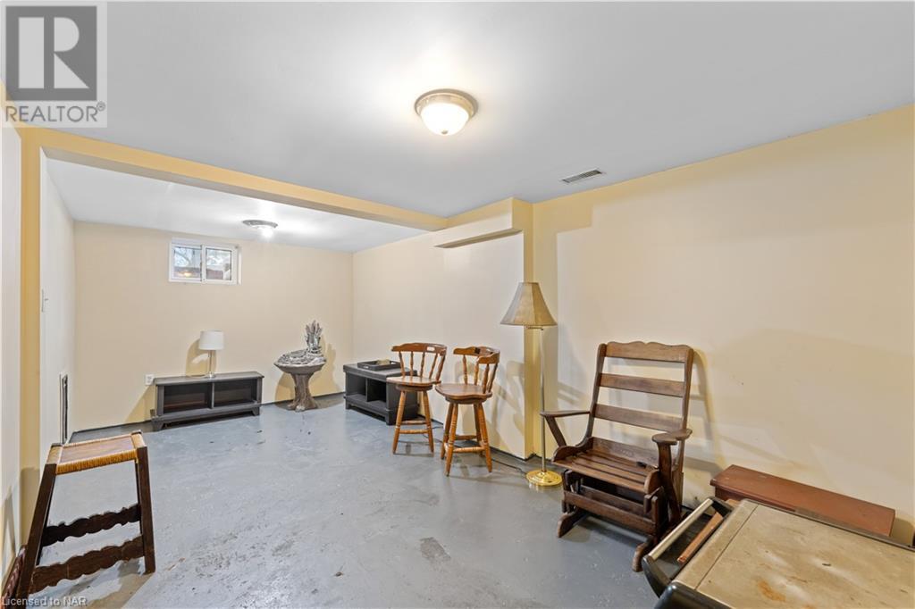 5932 Vine Street, Niagara Falls, Ontario  L2J 1L1 - Photo 17 - 40523600