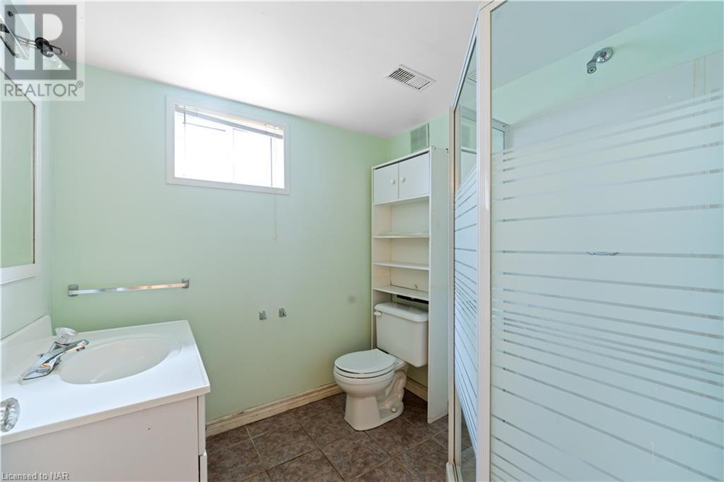 5932 Vine Street, Niagara Falls, Ontario  L2J 1L1 - Photo 18 - 40523600