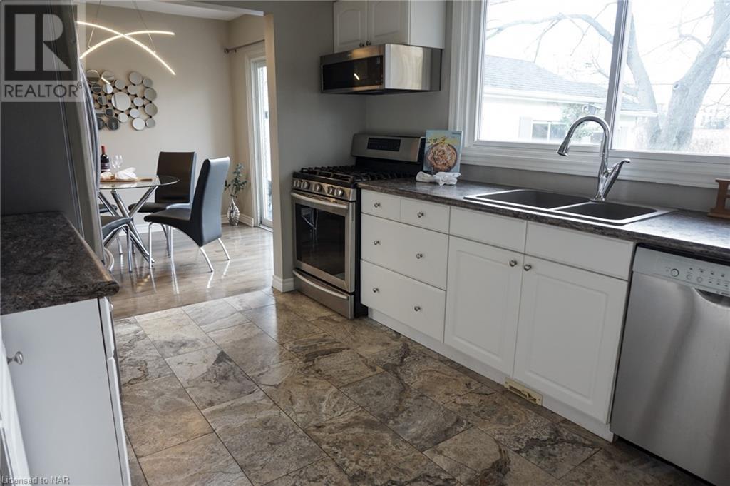 8609 Furlong Avenue, Niagara Falls, Ontario  L2G 6W9 - Photo 5 - 40525332