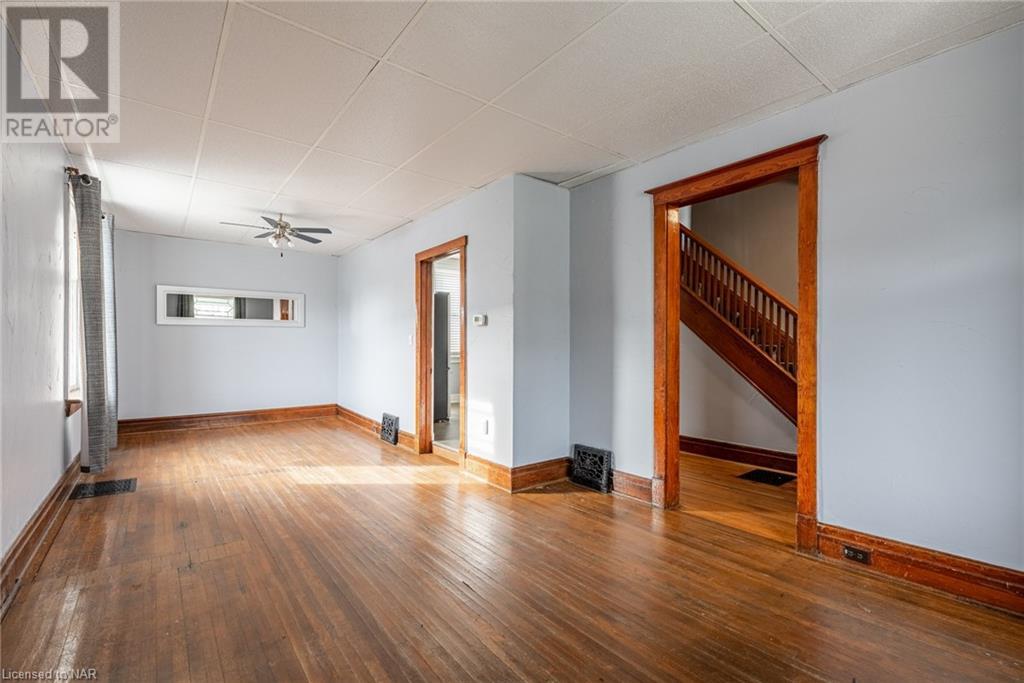 61 York Street, St. Catharines, Ontario  L2R 6C6 - Photo 11 - 40522639