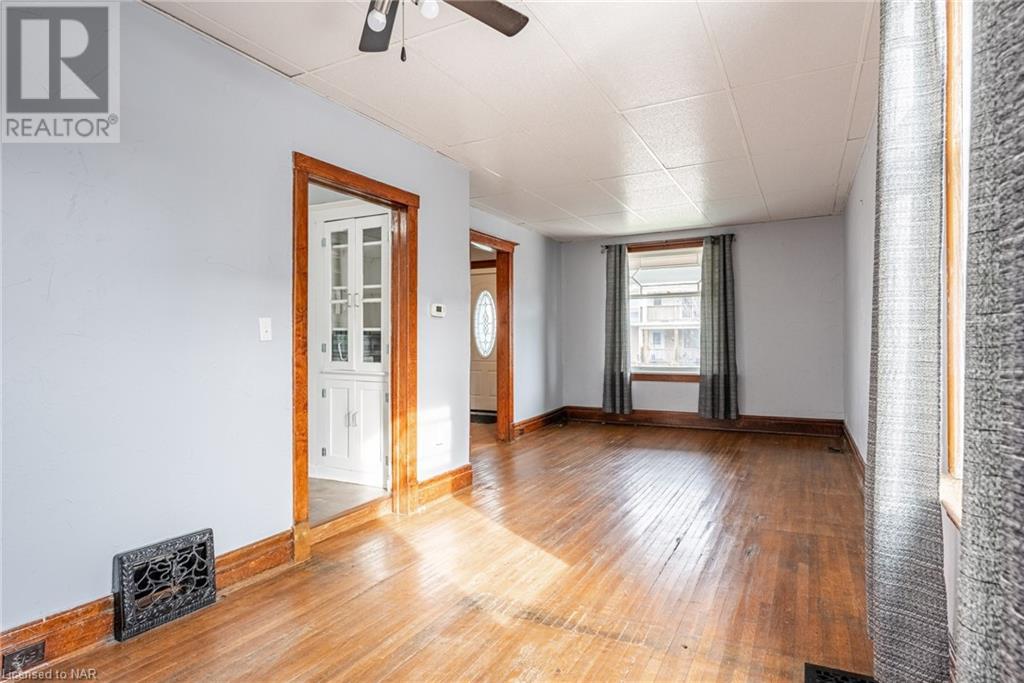 61 York Street, St. Catharines, Ontario  L2R 6C6 - Photo 13 - 40522639