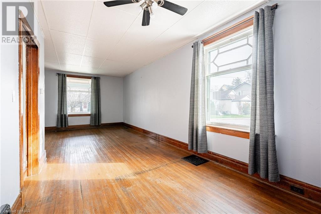 61 York Street, St. Catharines, Ontario  L2R 6C6 - Photo 14 - 40522639