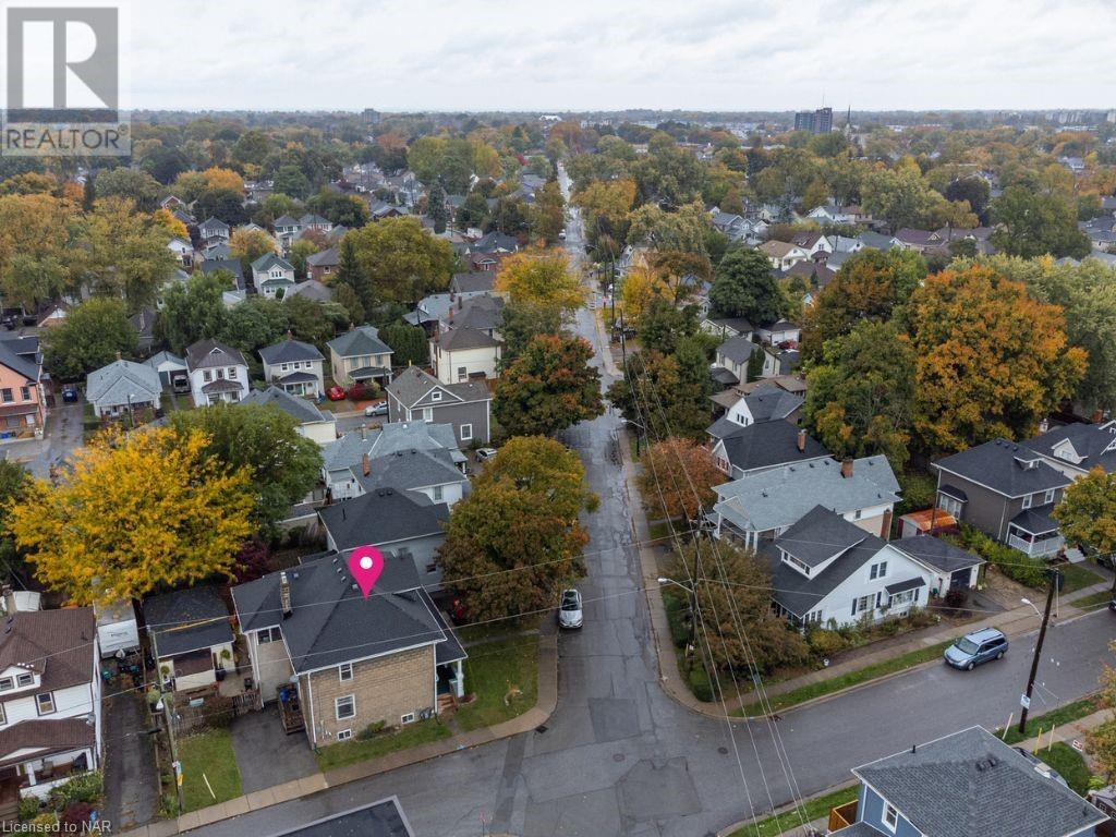 61 York Street, St. Catharines, Ontario  L2R 6C6 - Photo 2 - 40522639