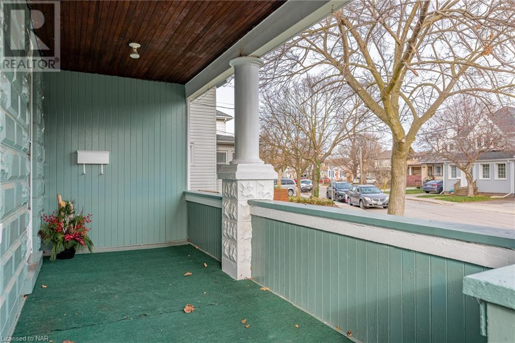 61 York Street, St. Catharines, Ontario  L2R 6C6 - Photo 6 - 40522639