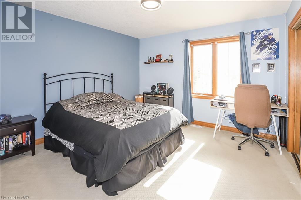 2205 Mewburn Road, Niagara Falls, Ontario  L2E 6S4 - Photo 18 - 40525461
