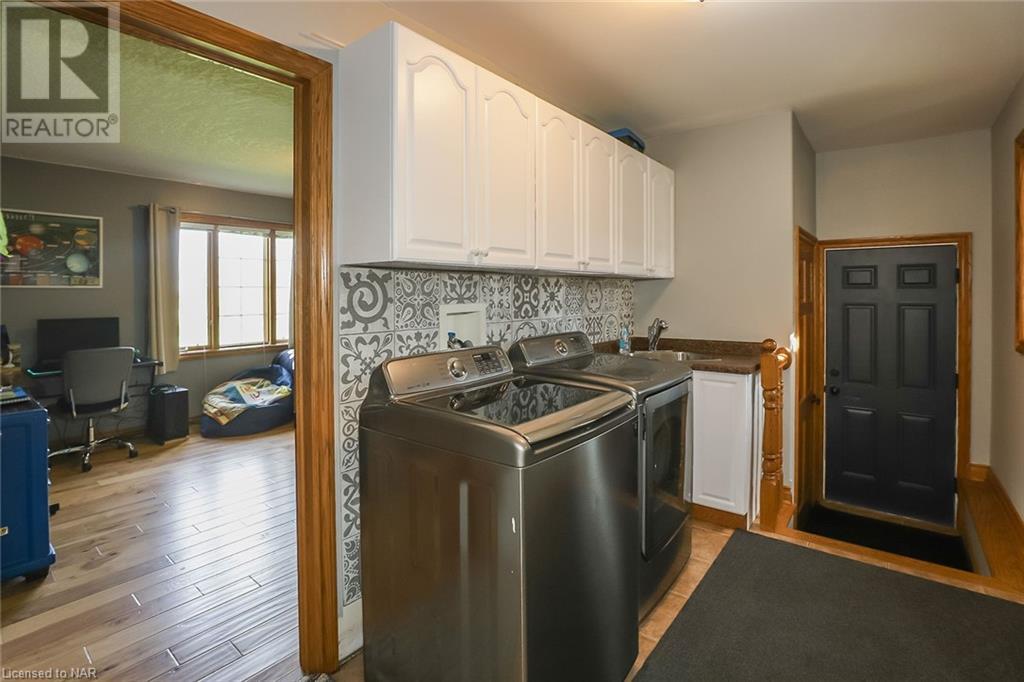 2205 Mewburn Road, Niagara Falls, Ontario  L2E 6S4 - Photo 20 - 40525461