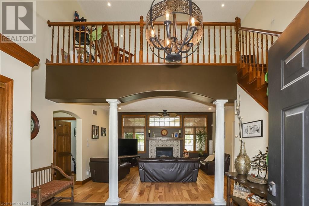 2205 Mewburn Road, Niagara Falls, Ontario  L2E 6S4 - Photo 7 - 40525461
