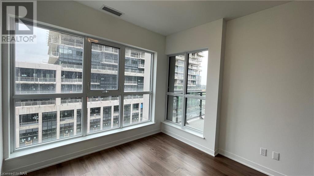405 Dundas Street W Unit# 515, Oakville, Ontario  L6M 4M2 - Photo 11 - 40525928