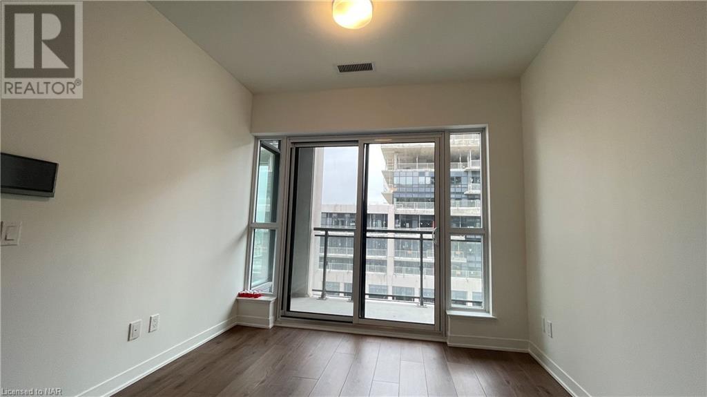 405 Dundas Street W Unit# 515, Oakville, Ontario  L6M 4M2 - Photo 8 - 40525928