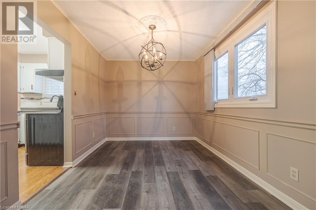 7 Dobbie Road, Thorold, Ontario  L2V 4R7 - Photo 8 - 40525881