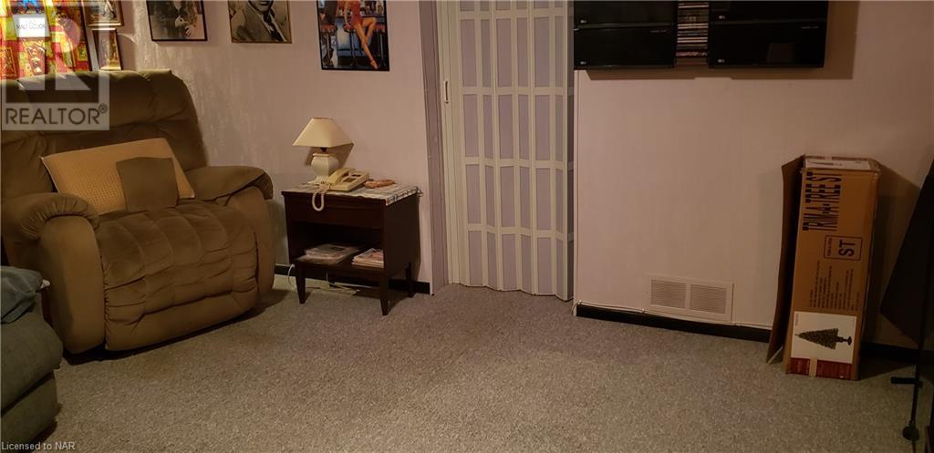 6570 Bellevue Street, Niagara Falls, Ontario  L2E 1Z1 - Photo 22 - 40524324