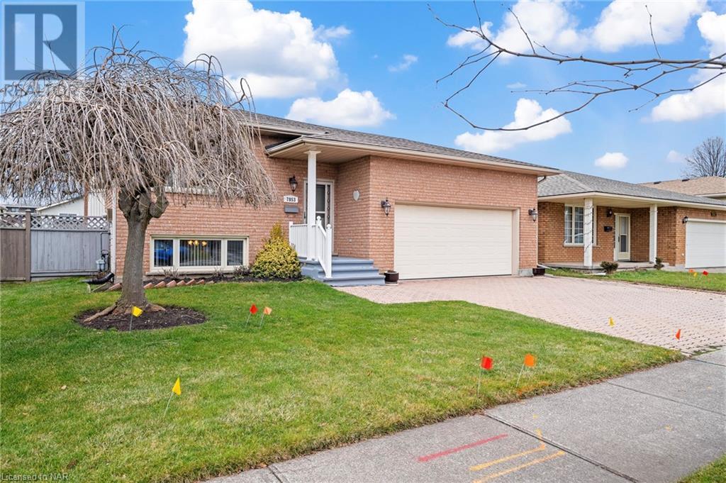 7853 Alfred Street, Niagara Falls, Ontario  L2H 2W8 - Photo 2 - 40524012