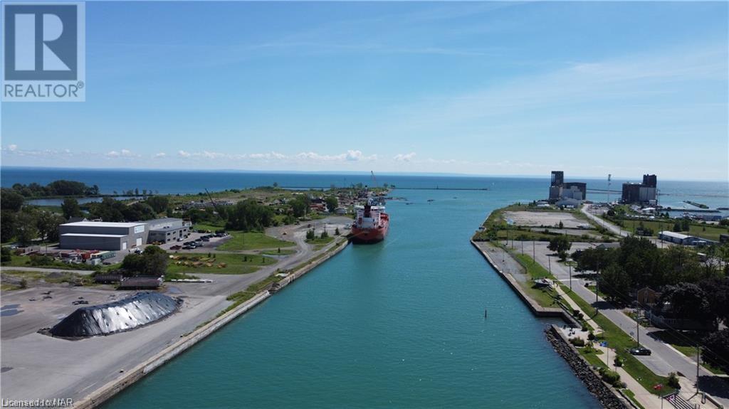 118 West Street Unit# 704, Port Colborne, Ontario  L3K 4E6 - Photo 2 - 40525694