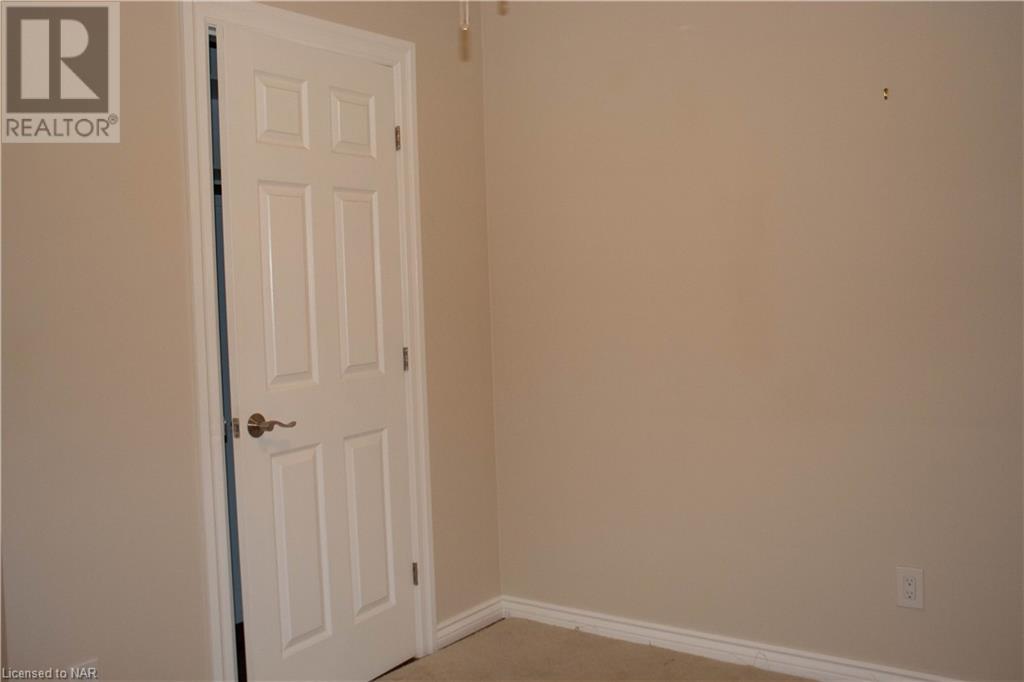 6 St. Louis Place, St. Catharines, Ontario  L2M 1K2 - Photo 16 - 40520474