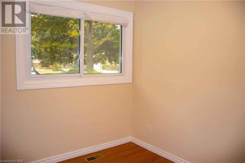 6 St. Louis Place, St. Catharines, Ontario  L2M 1K2 - Photo 21 - 40520474