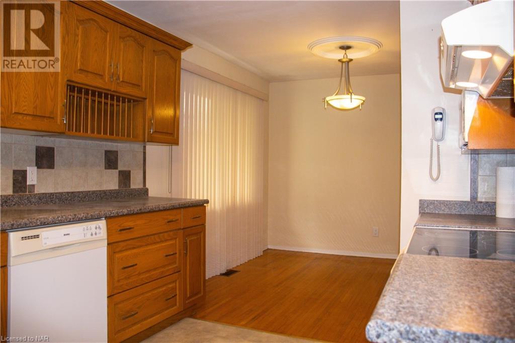 6 St. Louis Place, St. Catharines, Ontario  L2M 1K2 - Photo 26 - 40520474