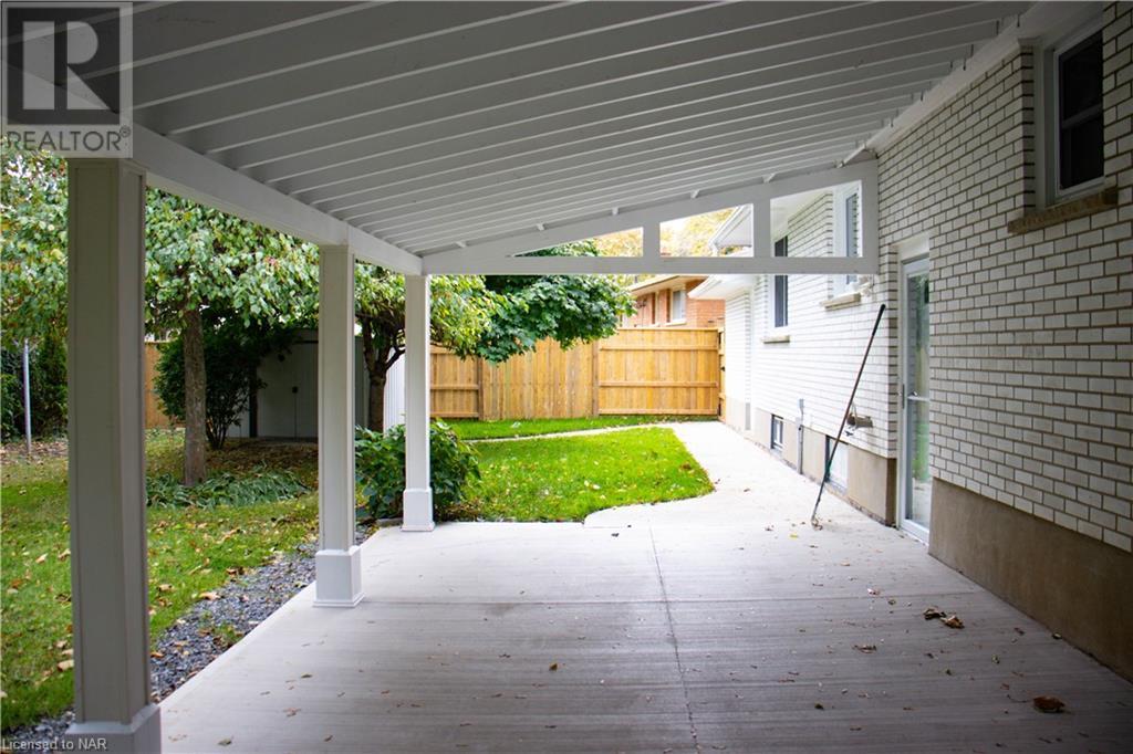 6 St. Louis Place, St. Catharines, Ontario  L2M 1K2 - Photo 9 - 40520474