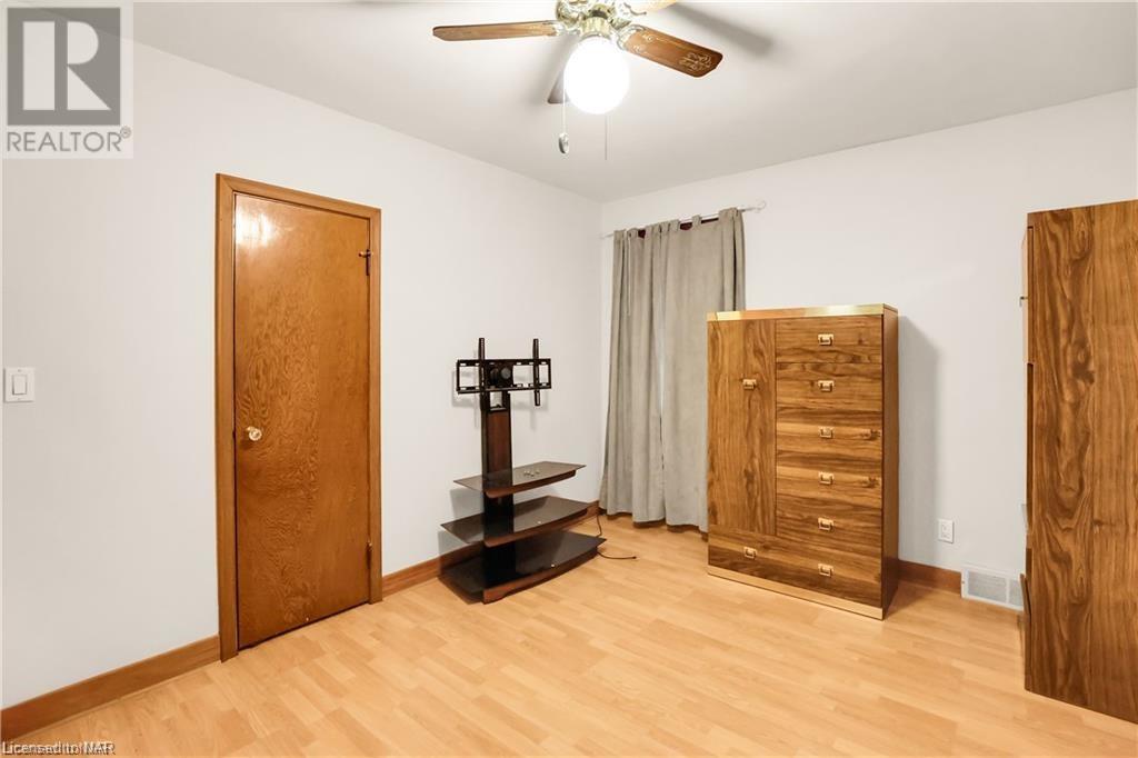 65 White Avenue, Welland, Ontario  L3B 1J7 - Photo 16 - 40525857