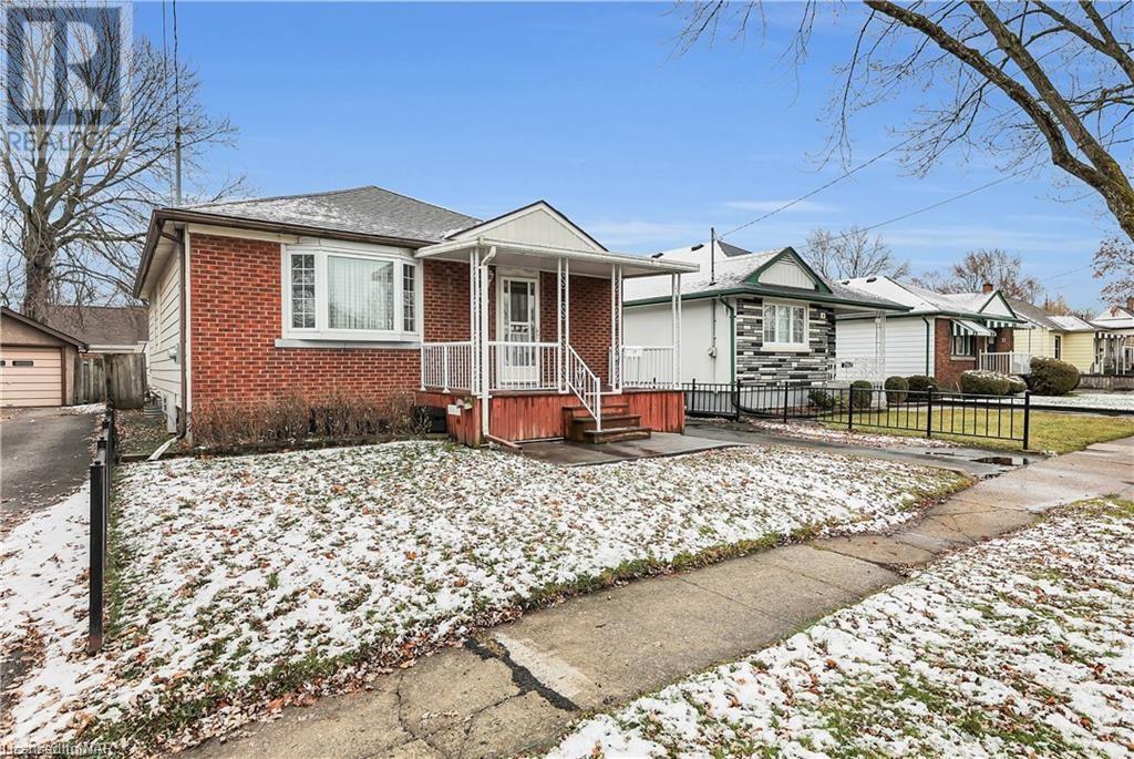 65 White Avenue, Welland, Ontario  L3B 1J7 - Photo 2 - 40525857