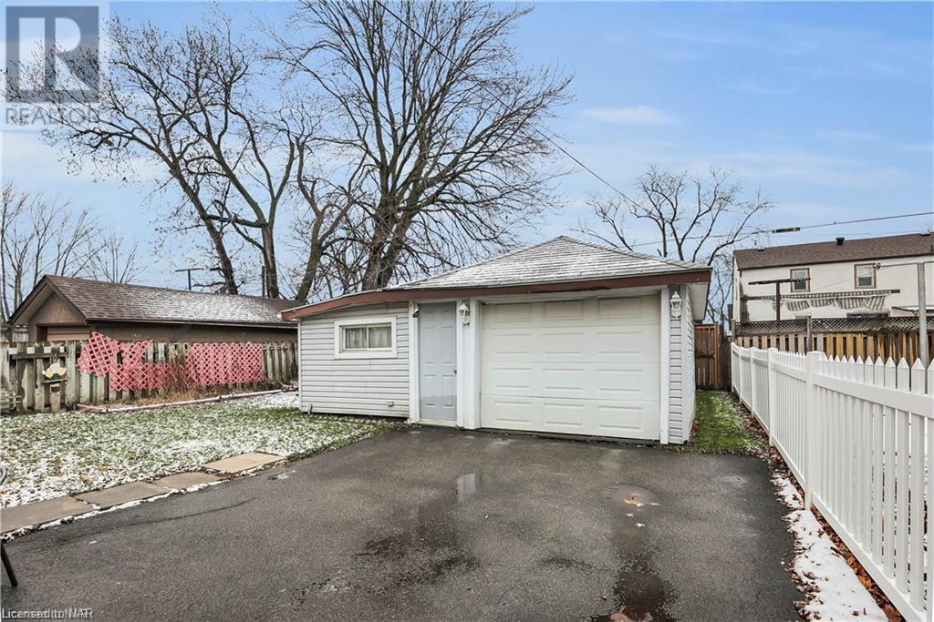 65 White Avenue, Welland, Ontario  L3B 1J7 - Photo 32 - 40525857