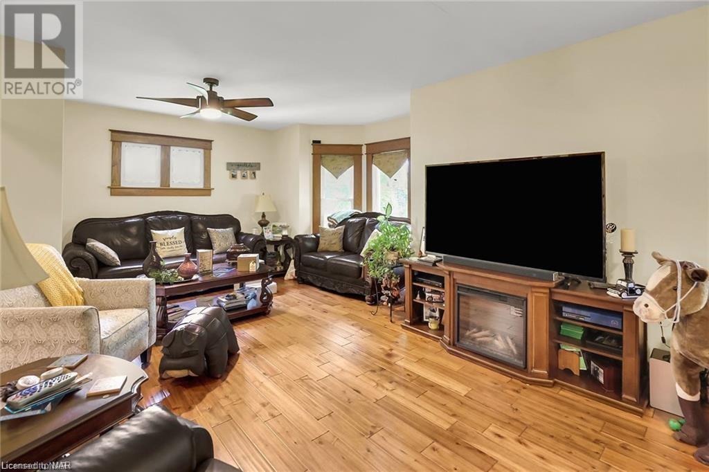 2374 Mewburn Road, Niagara Falls, Ontario  L2E 6S4 - Photo 21 - 40525849