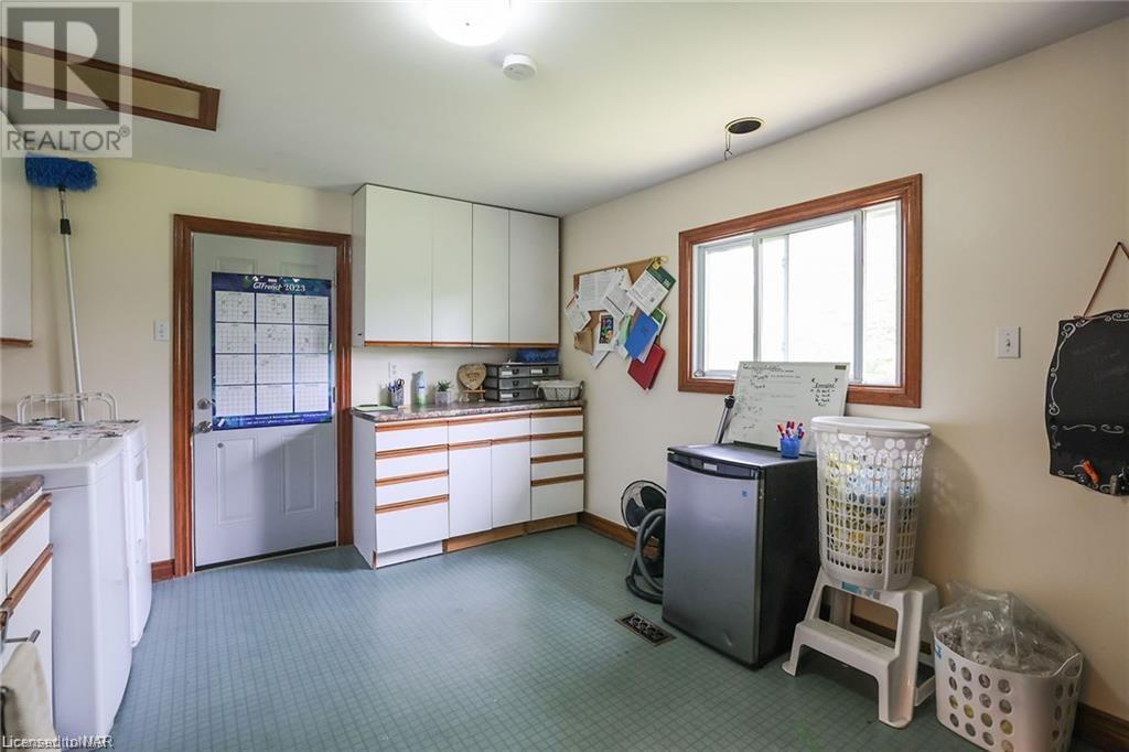 2374 Mewburn Road, Niagara Falls, Ontario  L2E 6S4 - Photo 32 - 40525849