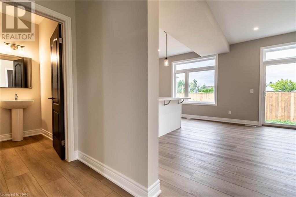 7 Marshall Lane, St. Catharines, Ontario  L2P 0E8 - Photo 6 - 40526100